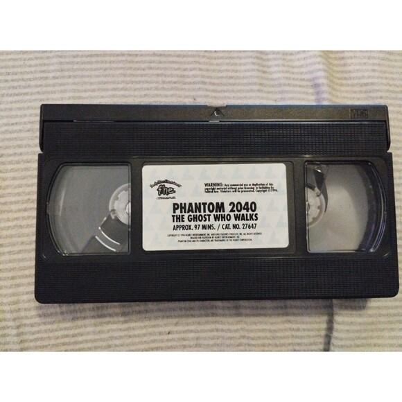 Phantom 2040 Movie: The Ghost Who Walks (VHS, 1996) Clamshell - Picture 8 of 9